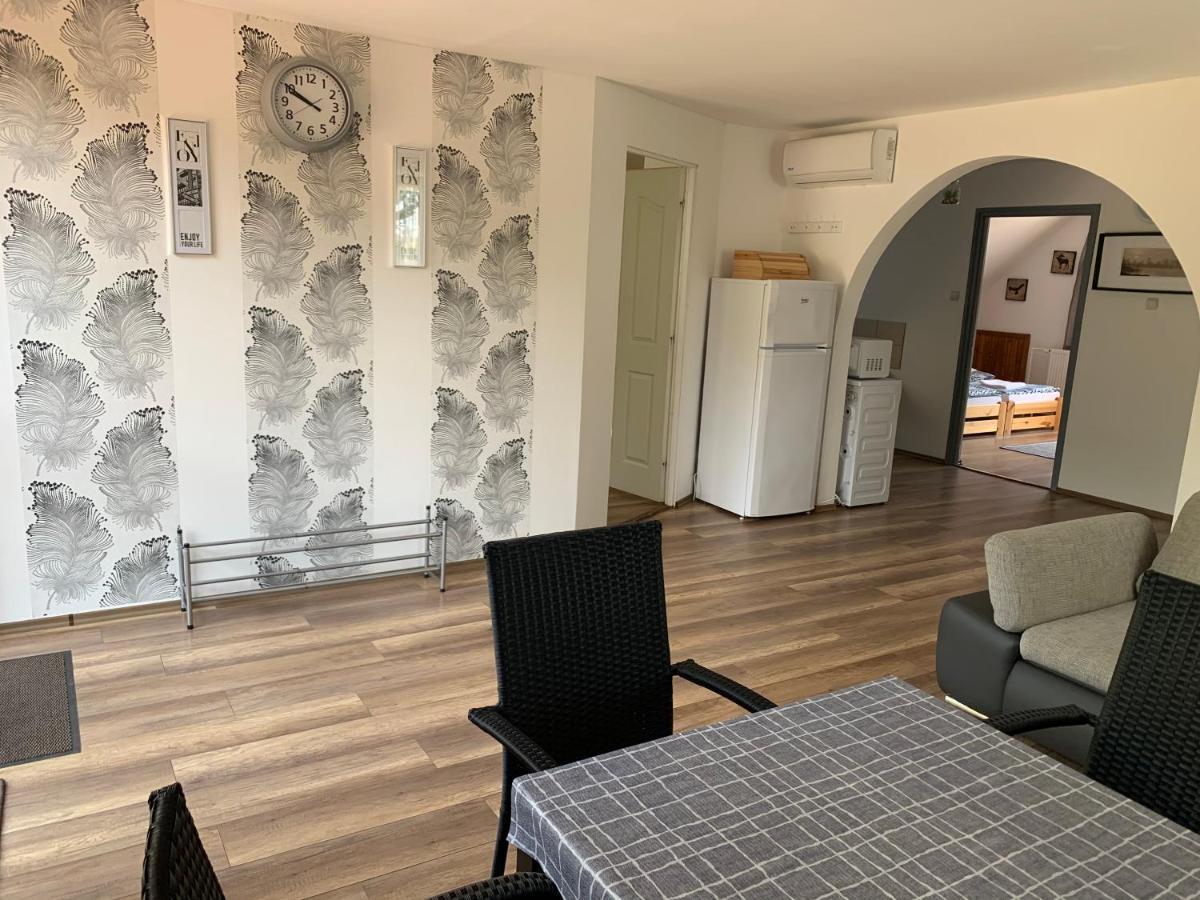 Borsi Apartman Balatonalmádi Eksteriør billede
