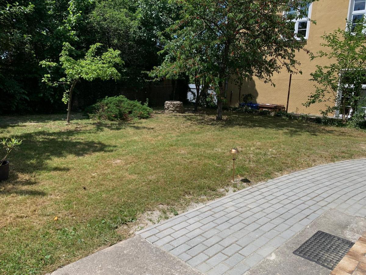 Borsi Apartman Balatonalmádi Eksteriør billede